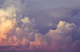 云技术的意思是什么(了解云技术：解读云计算、云存储与云服务的含义)